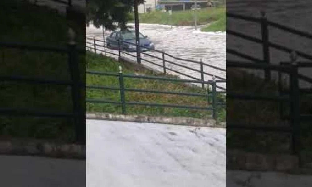 Έντονη πτώση χαλαζιού στην Κοζάνη (βίντεο)